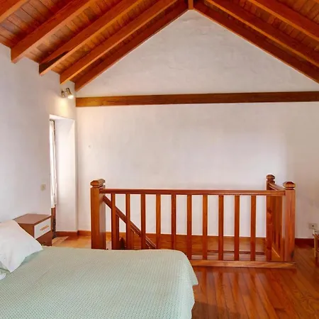 Guindas Villa *